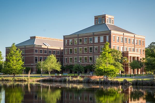 Georgia Southern’s National Youth Advocacy and Resilience Research Center awarded a $126,000 federal grant to assist community and law enforcement with health challenges 