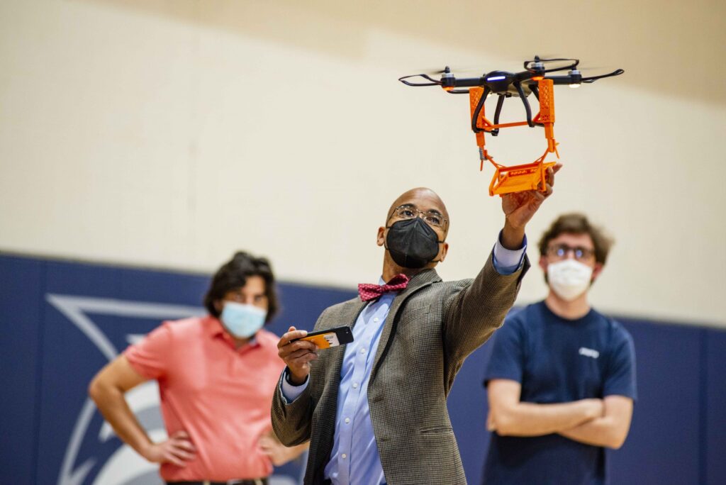 Georgia Southern engineering faculty, students mentor local high schoolers in annual design competition