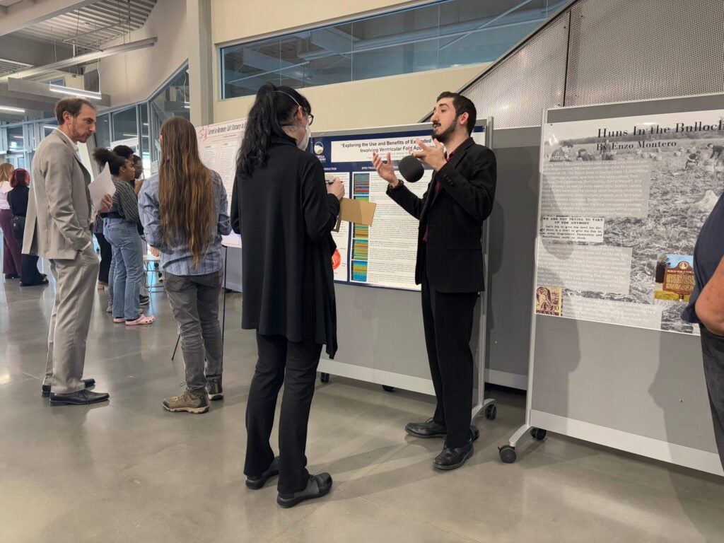 Georgia Southern students present research, win cash prizes at CURIO symposium