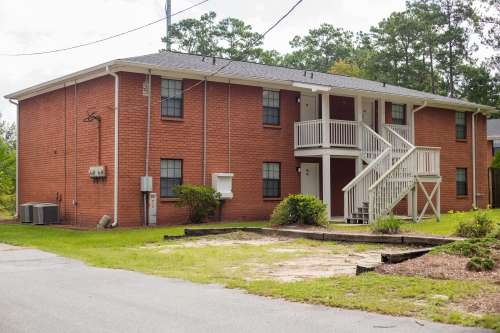 A front view of the University Crossing building at the Armstrong campus of Georgia Southern University