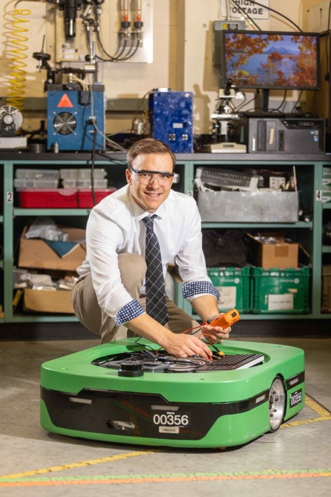 Georgia Southern researcher develops motion control technology for Intelligent Aerial Vehicles applications