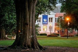 1-4 GS alumni appointed to state boards