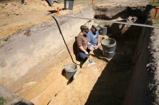 10-01 PBS Show TIME TEAM AMERICA Films Georgia Southern Archaeology Students at Camp Lawton