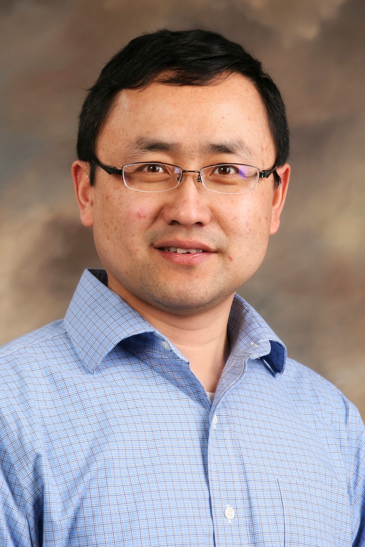 Portrait of Dr. Ji Wu