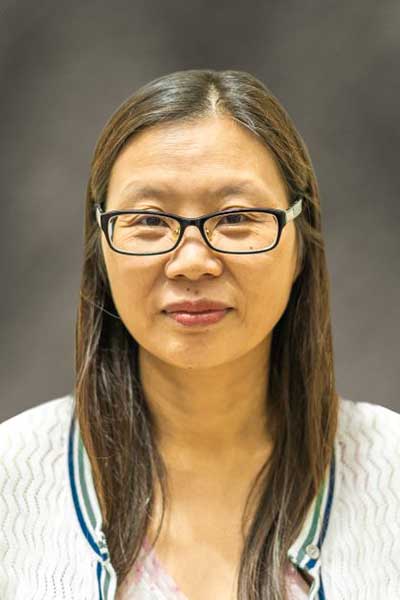 Headshot of Jin Hui