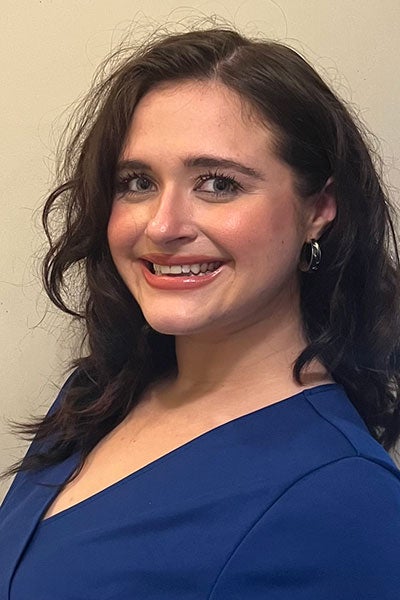 Heashot of Erika Middleton
