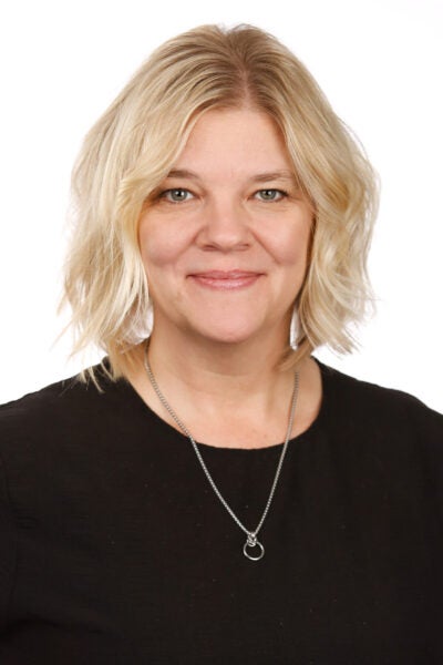 Headshot of Heather Shelly