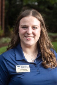 Ella Willard Headshot