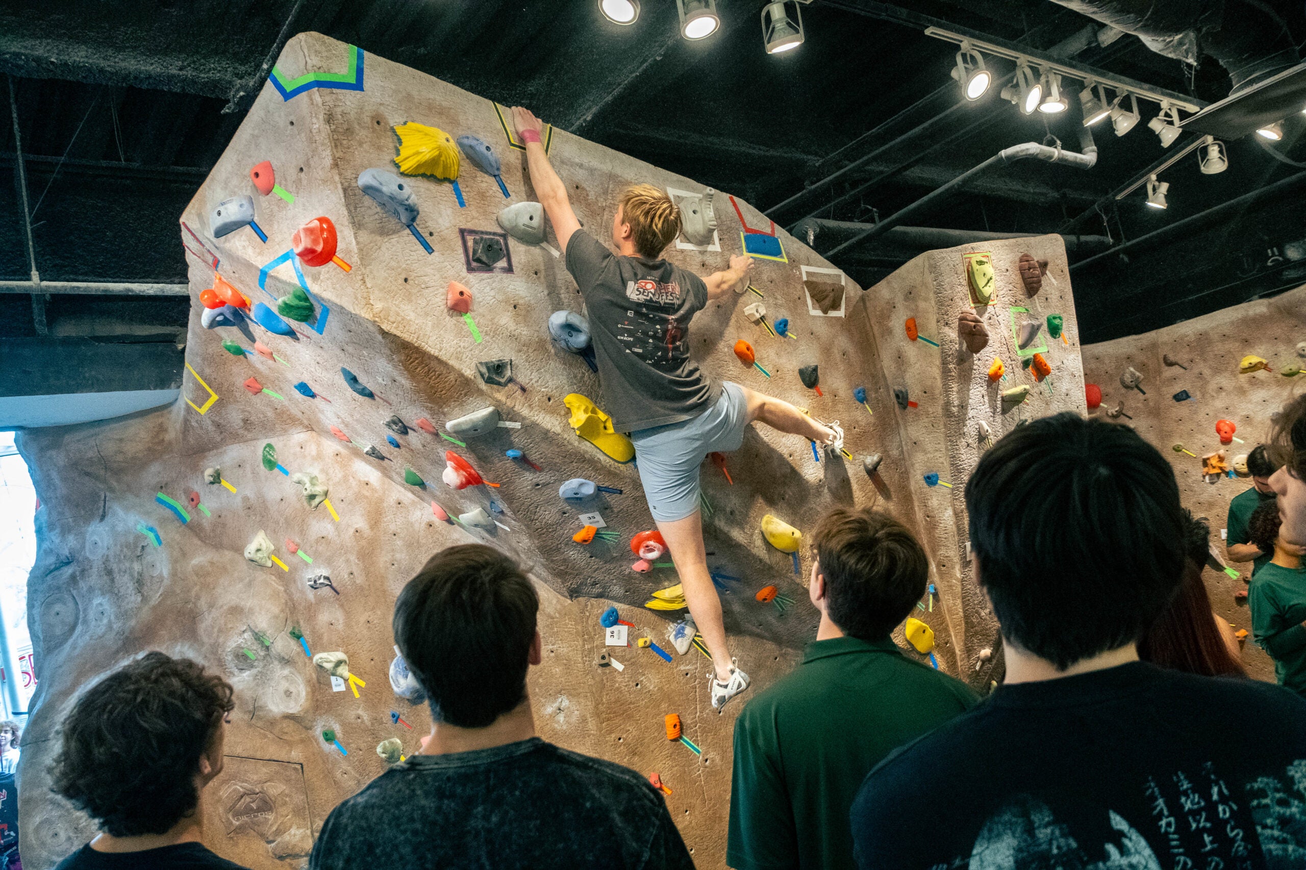 Open Bouldering